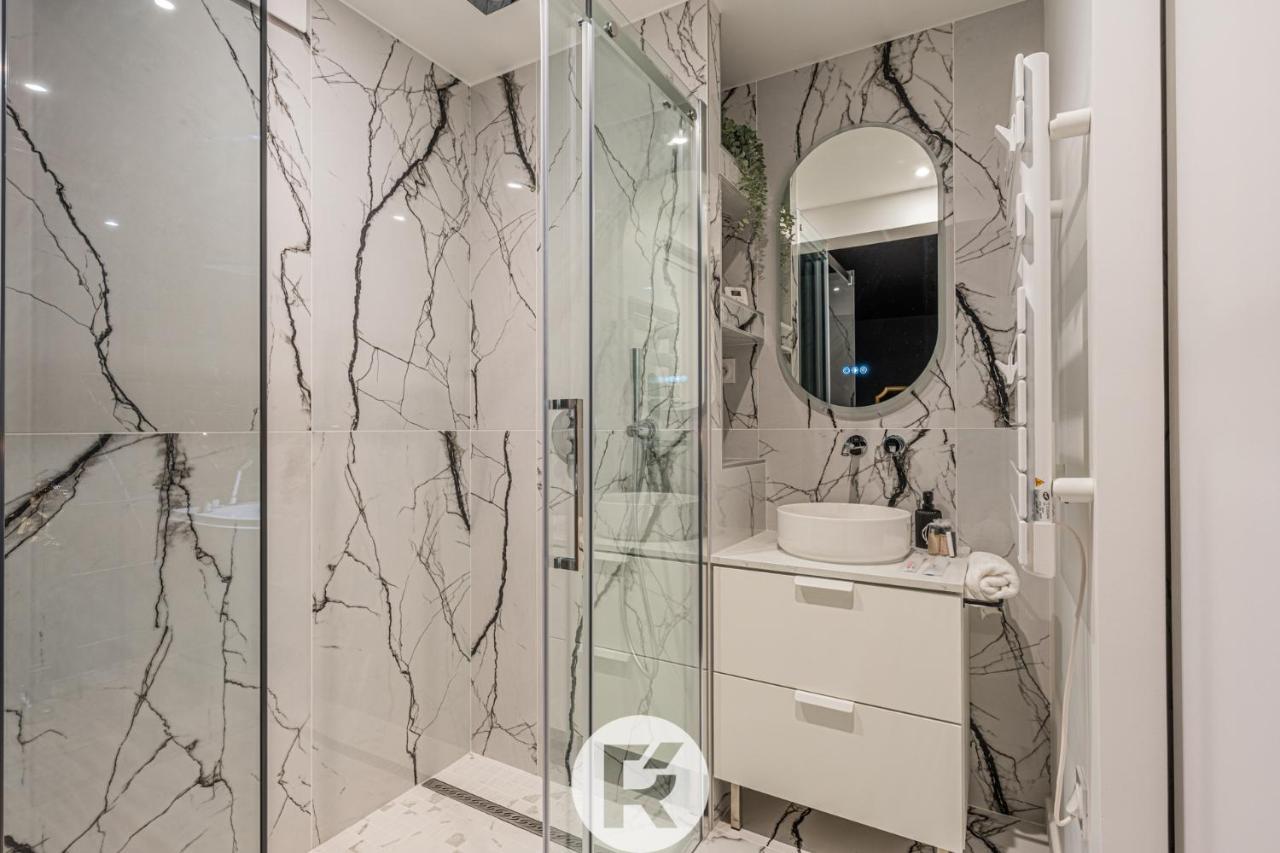 R'Apparts The Love Nest Suite Grenoble Buitenkant foto